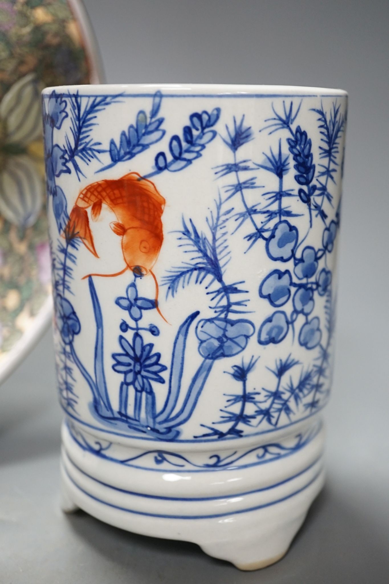 A Chinese brushpot, famille rose dish and a 'dragon' bowl, largest measurement 31cm